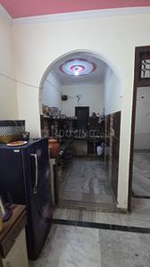 Kitchen Image of 900 Sq.ft 2 BHK Builder Floor for sale in Laxmi Nagar New Delhi for Rs. 5500000