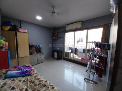 Bedroom Image of 2000 Sq.ft 4 BHK Apartment / Flat for sale in Rubberwala Orion, Grant Road Mumbai for Rs. 50000000