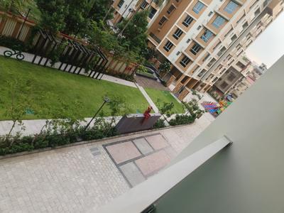 Balcony Image of 1600 Sq.ft 3 BHK Apartment / Flat for rent in Ambey Gateway, Chinar Park Kolkata for Rs. 45000