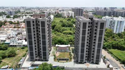 Image of 2100 Sq.ft 3 BHK Apartment / Flat for sale in New Alkapuri, Vadodara for Rs. 8300000