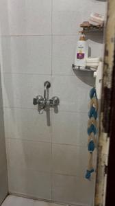Bathroom Image of 700 Sq.ft 2 BHK Builder Floor for sale in Krishna Avenue, Sector 7 Gurgaon for Rs. 6000000