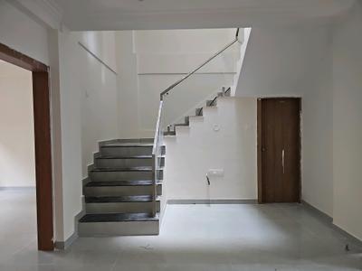 Staircase Image of 2700 Sq.ft 4 BHK Independent House for sale in Aayush Exotica, Lohegaon Pune for Rs. 16000000