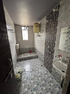 Bathroom Image of 1350 Sq.ft 3 BHK Apartment / Flat for rent in Hinoo Ranchi for Rs. 35000