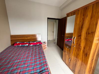 Bedroom Image of 950 Sq.ft 2 BHK Apartment / Flat for rent in Godrej Infinity, Mundhwa Pune for Rs. 38000