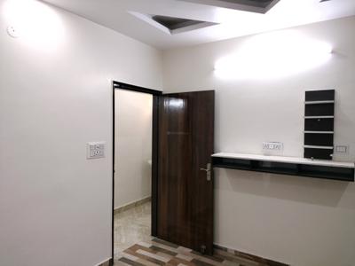Bedroom Image of 650 Sq.ft 2 BHK Builder Floor for sale in Bharat Vihar New Delhi for Rs. 4800000