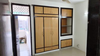 Bedroom Image of 1600 Sq.ft 3 BHK Apartment / Flat for sale in Kalka Apartments, Sector 6 Dwarka New Delhi for Rs. 24900000