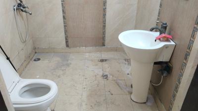 Image of 1700 Sq.ft 3 BHK Apartment / Flat for rent in Parivar Apartments, Patparganj, New Delhi for Rs. 45000