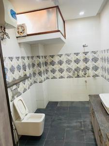 Bathroom Image of Urbanroomz Coliving PG in Sector 45, Gurgaon