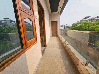 Balcony Image of 2200 Sq.ft 5 BHK Independent House for sale in Chitaipur Varanasi for Rs. 15300000