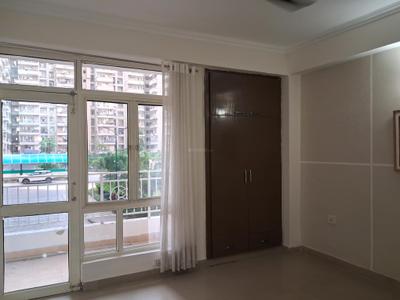 Bedroom Image of 1295 Sq.ft 3 BHK Apartment / Flat for rent in Supertech Ecociti, Sector 137 Noida for Rs. 38000