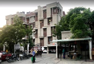 Image of 1350 Sq.ft 3 BHK Apartment / Flat for sale in Sudarshan Apartments, Patparganj, New Delhi for Rs. 27500000