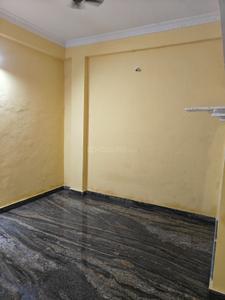 Bedroom Image of 700 Sq.ft 1 BHK Apartment / Flat for rent in Falaknuma Hyderabad for Rs. 8000