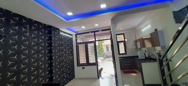 Mansarovar Bedroom 1