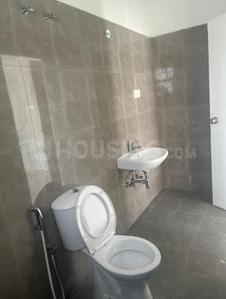 Bathroom Image of 1370 Sq.ft 3 BHK Apartment / Flat for sale in DTC Southern Heights, Joka Kolkata for Rs. 8700000
