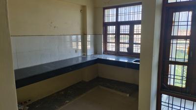 Kitchen Image of 1600 Sq.ft 3 BHK Apartment / Flat for rent in Shri Balaji Om Sai Apartment, Triveni Nagar Lucknow for Rs. 20000