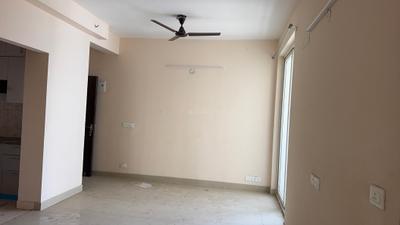 Living Room Image of 1045 Sq.ft 3 BHK Apartment / Flat for rent in Amrapali Dream Valley 2, Noida Extension Greater Noida for Rs. 18000