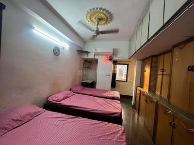 Bedroom Image of SAKHI NIVAS GIRLS PG  in Navrangpura, Ahmedabad