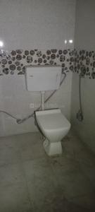 Bathroom Image of 1500 Sq.ft 2 BHK Builder Floor for rent in Shivaji Puram Lucknow for Rs. 12000