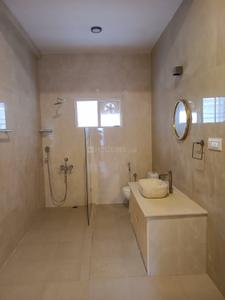 Bathroom Image of 7000 Sq.ft 7 BHK Independent House for rent in Garden Homes, Sivanchetti Gardens Bengaluru for Rs. 350000