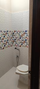 Bathroom Image of 1800 Sq.ft 1 BHK Independent House for rent in Shantipuram Allahabad for Rs. 8000