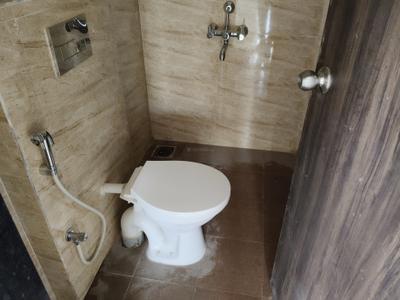 Bathroom Image of 780 Sq.ft 1 BHK Apartment / Flat for sale in Metro Majestic, Thane West Thane for Rs. 8500000