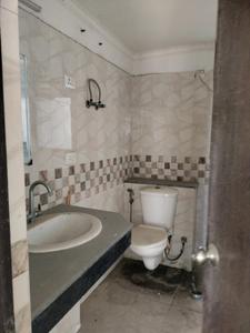 Common Bathroom One Image of 1664 Sq.ft 3 BHK Apartment / Flat for rent in Amrapali Pan Oasis, Sector 70 Noida for Rs. 61000
