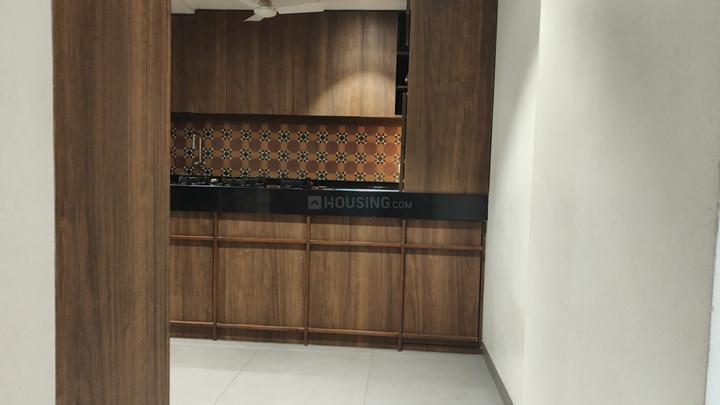 Borivali West Main Image 1