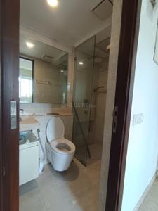 Bathroom Image of 550 Sq.ft 1 BHK Apartment / Flat for rent in Hiranandani Maple A B and C Wing, Powai Mumbai for Rs. 70000