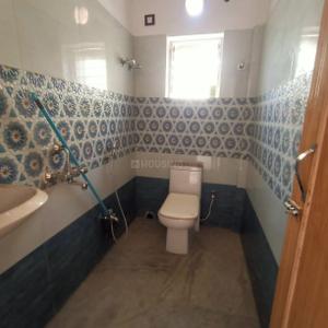 Bathroom Image of 1210 Sq.ft 3 BHK Apartment / Flat for sale in Purbalok Kolkata for Rs. 6000000