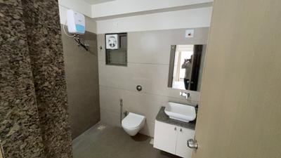Image of 2300 Sq.ft 3 BHK Apartment / Flat for rent in Aashka Aatman, Vastrapur, Ahmedabad for Rs. 60000