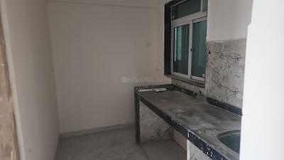 Kitchen Image of 615 Sq.ft 1 BHK Apartment / Flat for rent in Lakadawala Garden, Byculla Mumbai for Rs. 40000