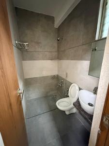 Bathroom Image of 2000 Sq.ft 3 BHK Independent House for rent in Motera Ahmedabad for Rs. 52000