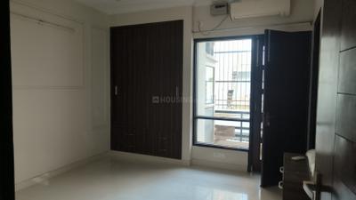Bedroom Image of 2100 Sq.ft 3 BHK Builder Floor for rent in Big Block Builder Floor, Sector 46 Gurgaon for Rs. 55000