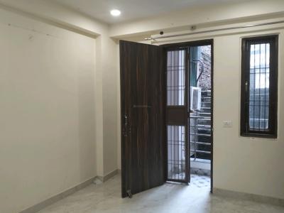 Bedroom Image of 720 Sq.ft 2 BHK Builder Floor for rent in Mayur Vihar Phase 1 New Delhi for Rs. 23000