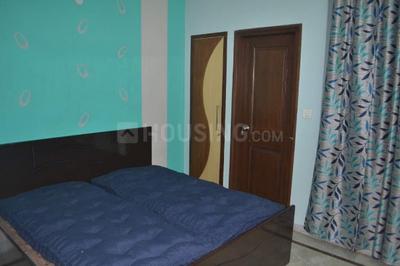 Image of Safe &amp; Secure PG For Girls in Sector 15, Noida