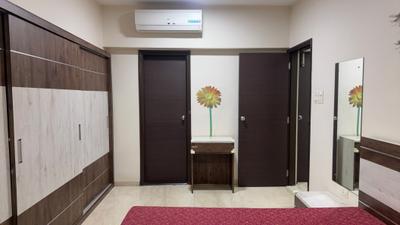 Bedroom Image of 1350 Sq.ft 2 BHK Apartment / Flat for rent in Godrej Platinum, Vikhroli East Mumbai for Rs. 115000
