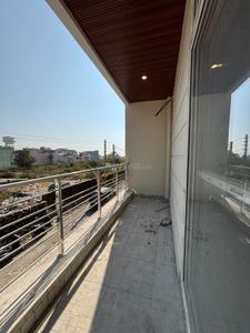 Balcony Image of 1200 Sq.ft 2 BHK Builder Floor for sale in Bayleaf Heights, Canal Road Dehradun for Rs. 7000000