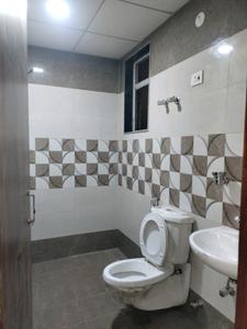 Common Bathroom Image of 842 Sq.ft 2 BHK Builder Floor for sale in Uniwest Arcade Homes, Sector 102 Noida for Rs. 5473000