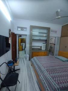 Bedroom Image of 1800 Sq.ft 2 BHK Builder Floor for rent in Safdarjung Enclave New Delhi for Rs. 75000
