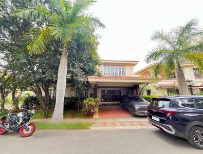 Image of 5700 Sq.ft 5 BHK Villa for sale in Adarsh Palm Meadows by Adarsh Developers, Whitefield, Bengaluru for Rs. 220000000