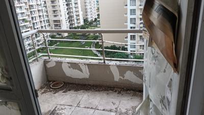 Balcony Image of 2000 Sq.ft 3.5 BHK Apartment / Flat for sale in Indiabulls Centrum Park, Sector 103 Gurgaon for Rs. 21000000