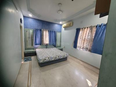 Bedroom Image of 2700 Sq.ft 3 BHK Independent House for rent in Ghatlodiya Ahmedabad for Rs. 60000
