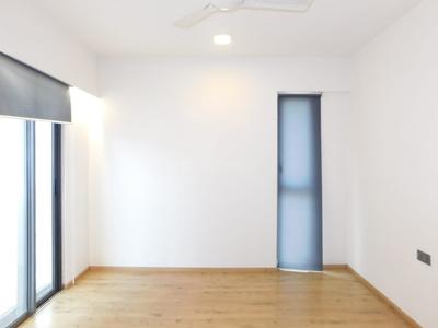 Bedroom Image of 900 Sq.ft 2 BHK Apartment / Flat for sale in Birla Niyaara Phase 1, Worli Mumbai for Rs. 76500000