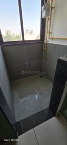 Kitchen Image of 750 Sq.ft 2 BHK Apartment / Flat for rent in Sunbuildcon Suryansh Sanidhya Shivalaya, Sarkhej Ahmedabad for Rs. 18000
