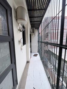 Balcony Image of 2500 Sq.ft 4 BHK Builder Floor for rent in Vivek Vihar New Delhi for Rs. 150000