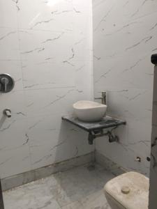 Common Bathroom Image of 1440 Sq.ft 3 BHK Builder Floor for sale in Mukherjee Nagar New Delhi for Rs. 17500000