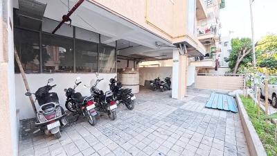 Image of 1620 Sq.ft 3 BHK Apartment / Flat for sale in Sakar Elegance, Maninagar, Ahmedabad for Rs. 13500000