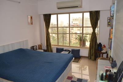 Bedroom Image of 867 Sq.ft 2 BHK Apartment / Flat for rent in Bandra West Mumbai for Rs. 190000