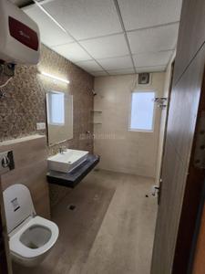 Image of 2800 Sq.ft 4 BHK Apartment / Flat for sale in Pearls Gateway Towers, Sector 44, Noida for Rs. 70000000