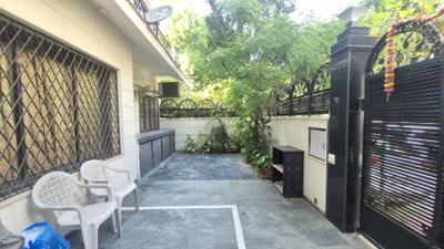 Image of 1750 Sq.ft 3 BHK Apartment / Flat for rent in Vasant Kunj, New Delhi for Rs. 85000